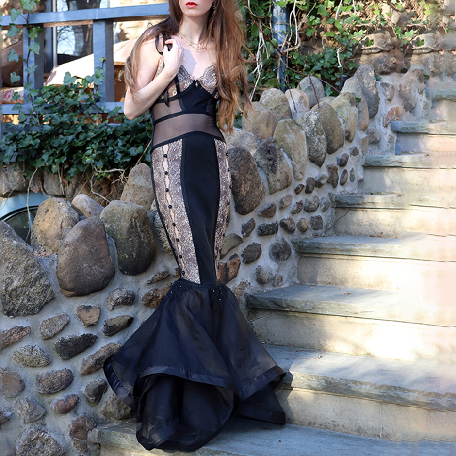 Photoshoot image 1- Melanie Cannizzo models control slip in front of historical home built in 1910