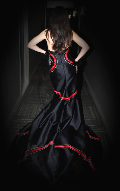 "Zero" dress back view