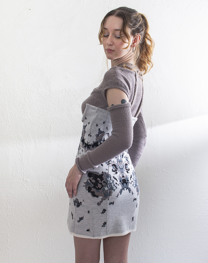 "In this piece, I aimed to incorporate knitwear elements alongside lingerie techniques. Traditionally, boning and underwire aren’t included in knit pieces, but I was interested in the combination of aesthetics. "