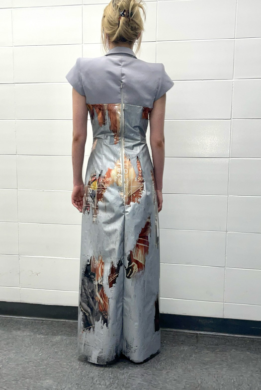 Back view, with center back zipper closure