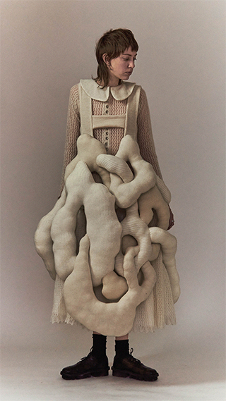 CLAIRE-GREIDANUS