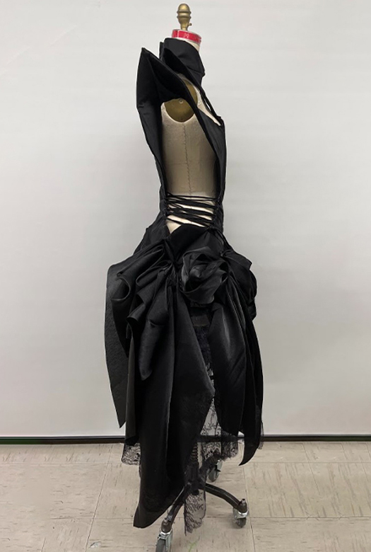 There is an invisible zipper at the back, and the whole view of the garment will look exactly the same as the front.