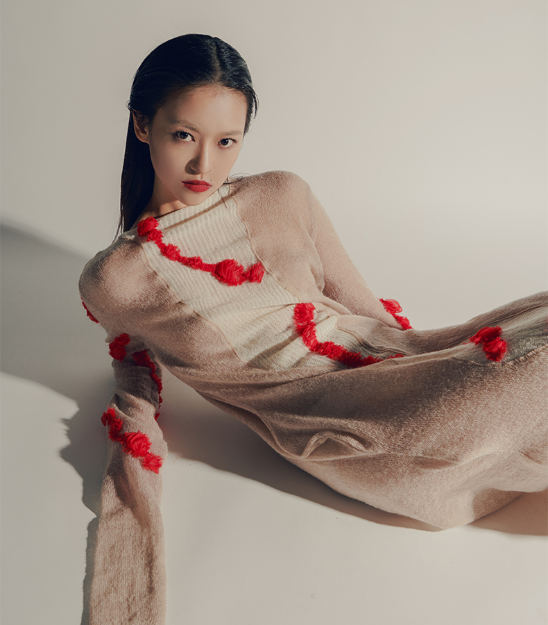 Light cinnamon welt cloth and organza cape and structured padded skirt; mohair jersey under piece